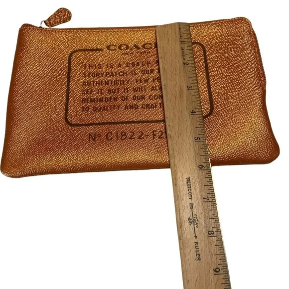 ⭐️⭐️COACH canvas reversible 2 piece⭐️⭐️ - Picture 10 of 15